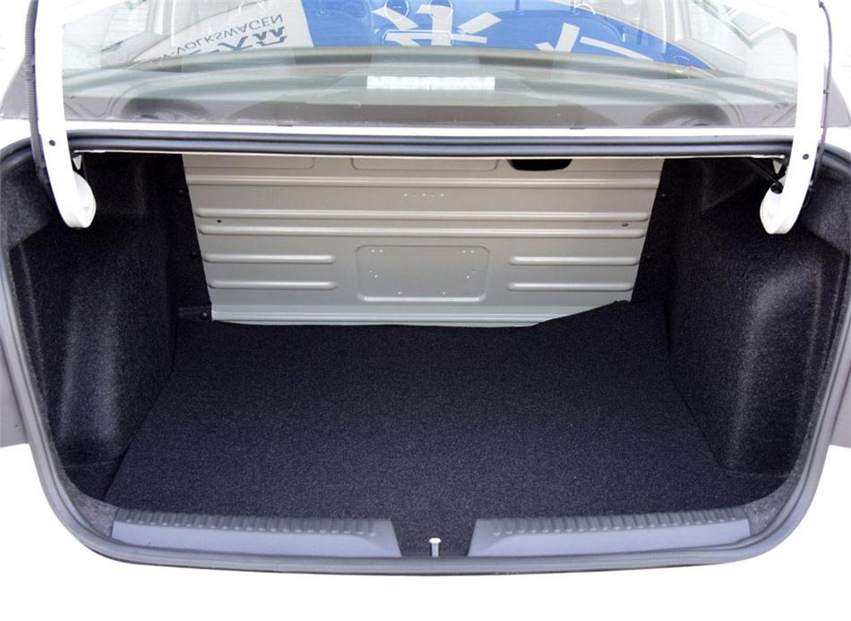 2017款捷达1.5L 自动舒适型 座椅空间