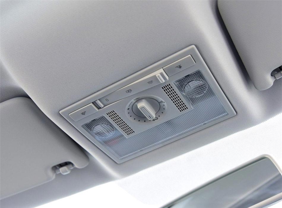 2017款捷达1.5L 自动舒适型 座椅空间