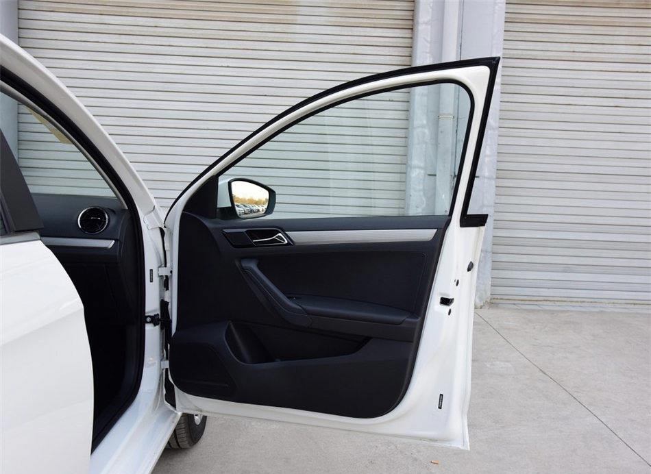 2017款捷达1.5L 自动舒适型 座椅空间