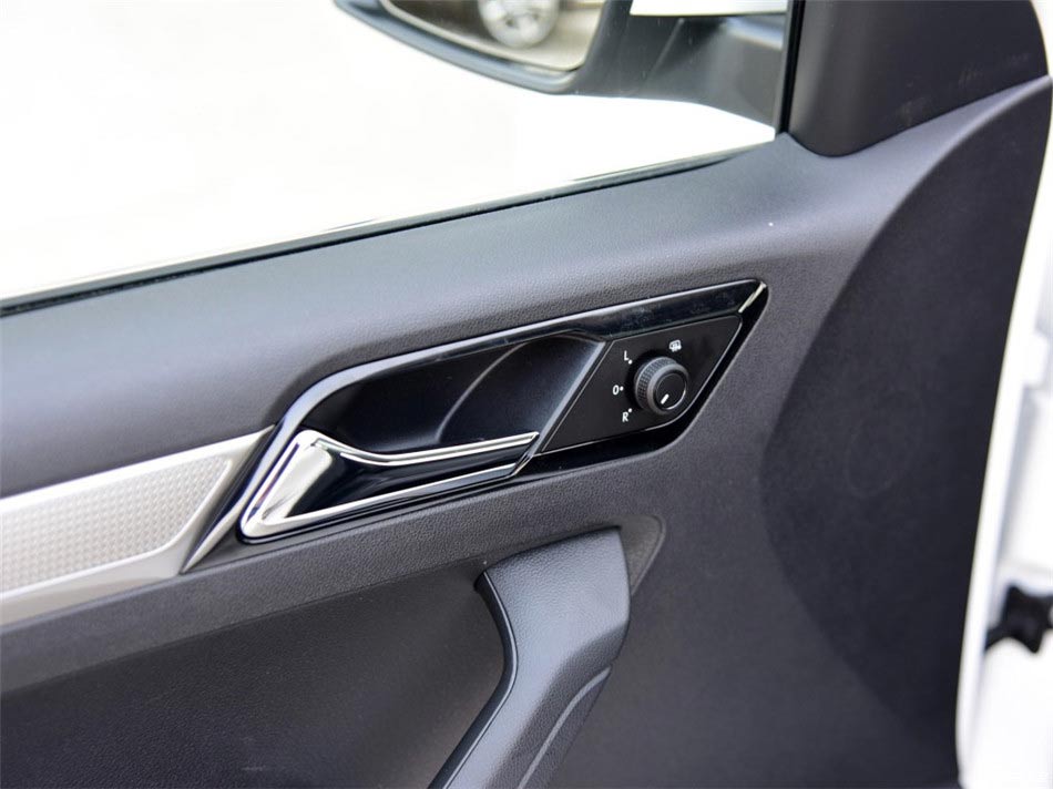 2017款捷达1.5L 自动舒适型 座椅空间