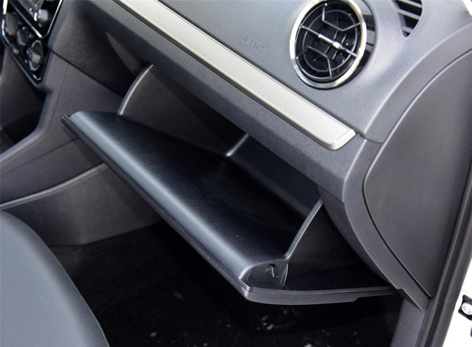 2017款捷达1.5L 自动舒适型 内饰功能