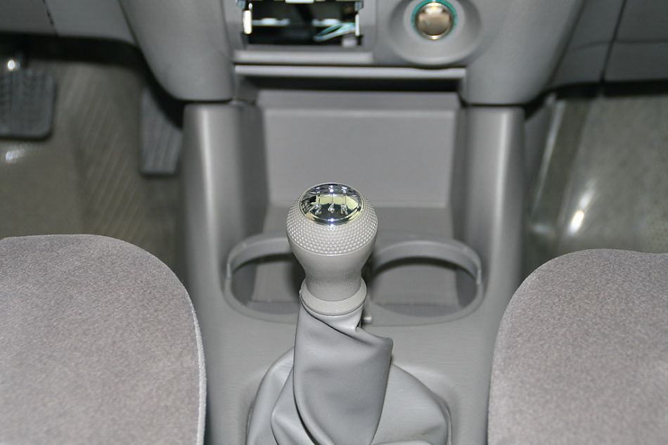 海马汽车新普力马变速杆