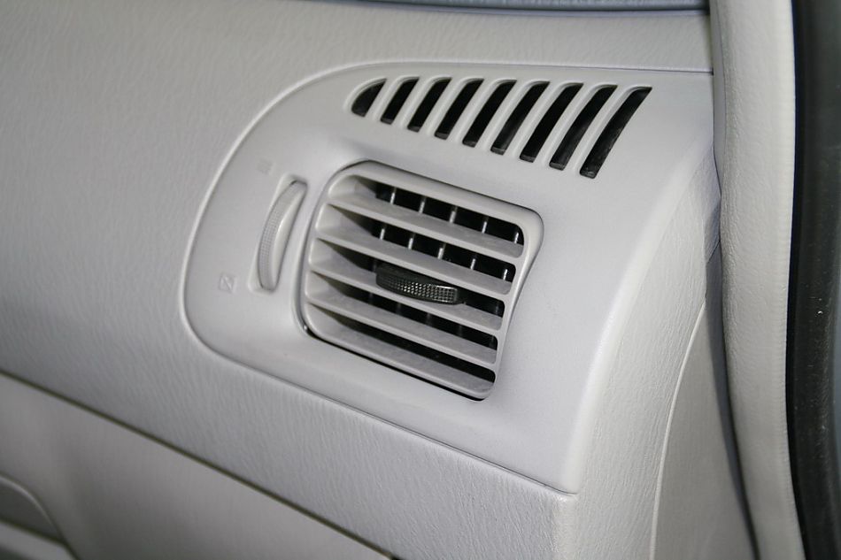 海马汽车新普力马内饰