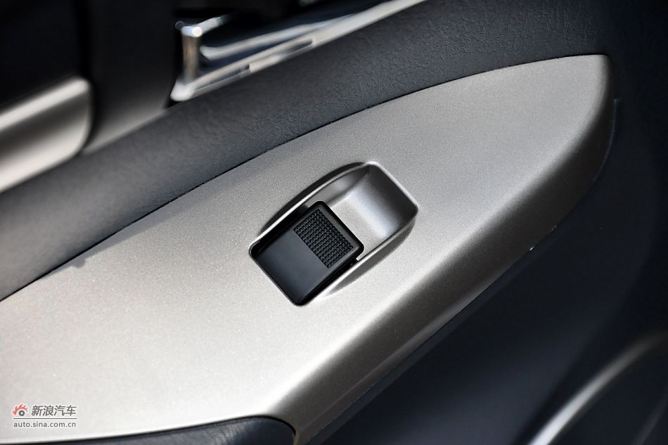 2012款普力马高清到店实拍