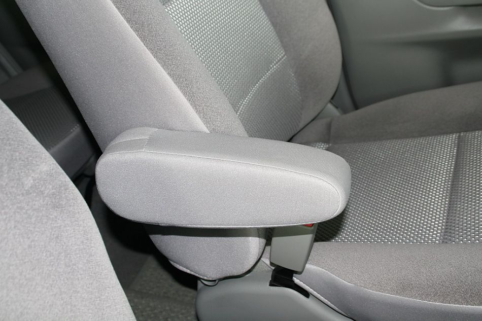海马汽车新普力马座椅