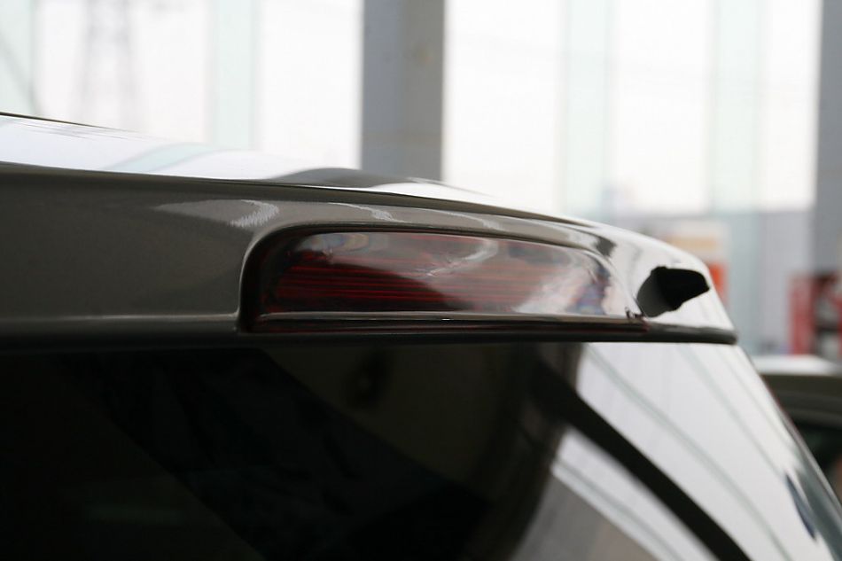 海马汽车新普力马外观