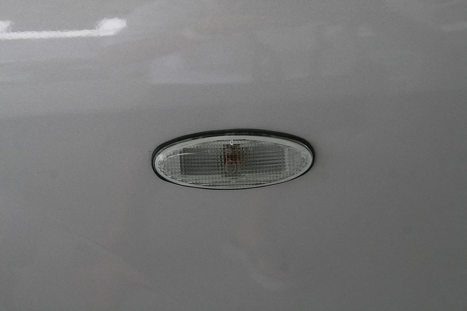 海马汽车新普力马外观细节