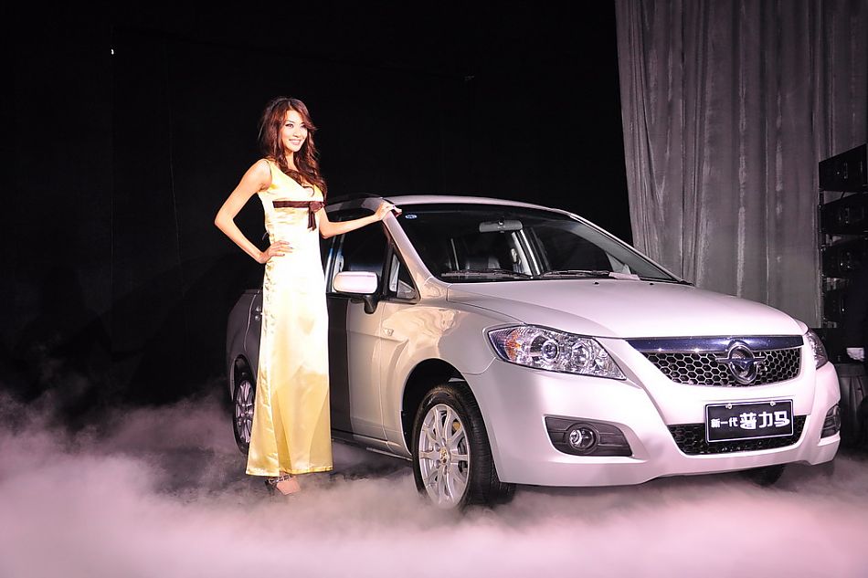 新一代普力马与现场车模