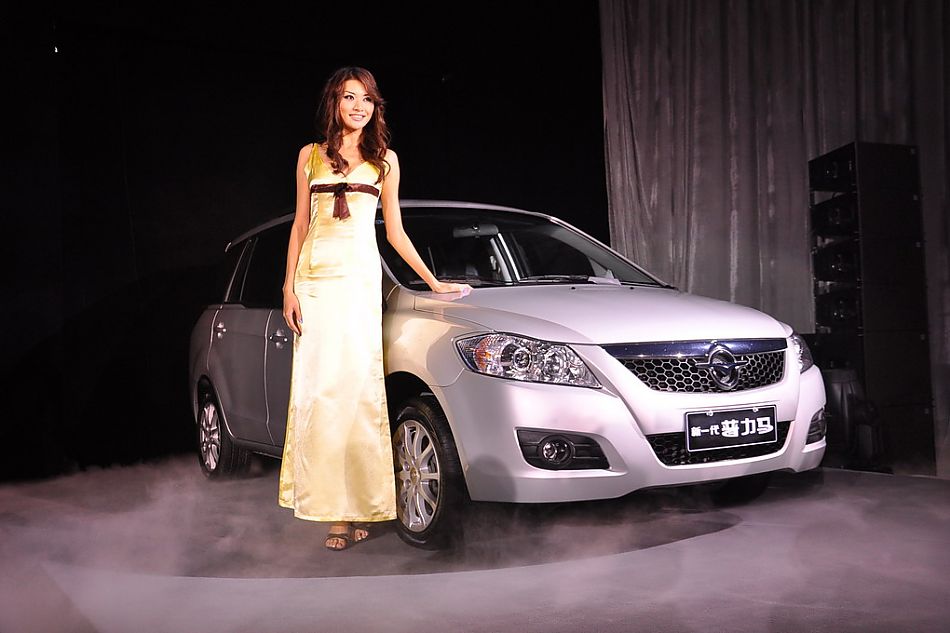 新一代普力马与现场车模