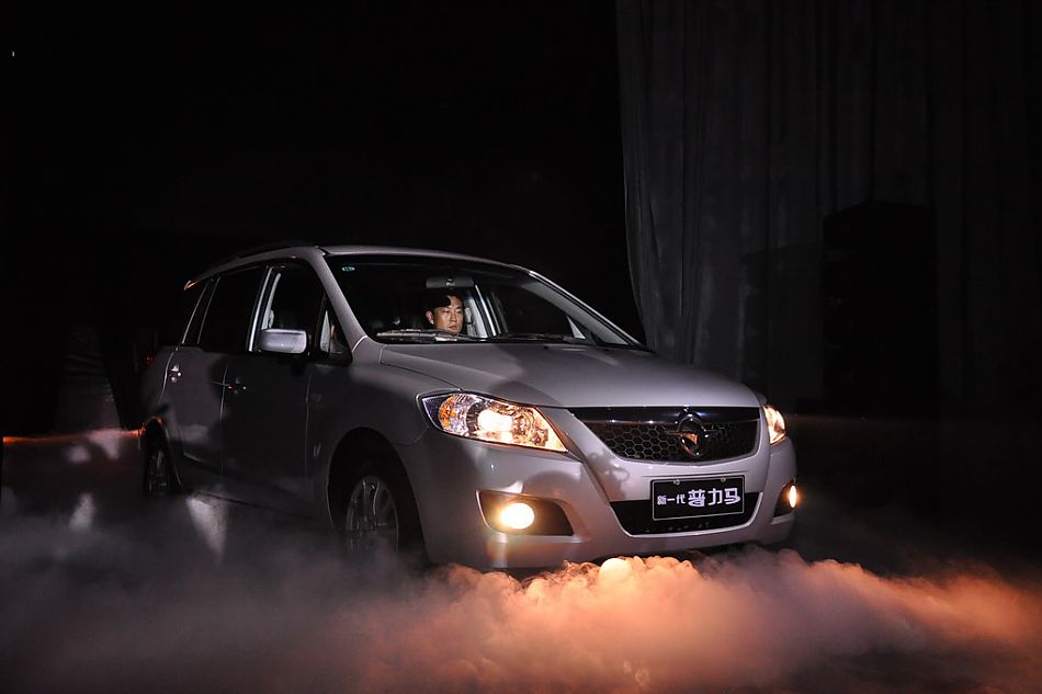 新一代普力马亮相