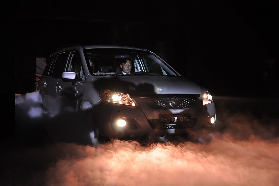 新一代普力马亮相