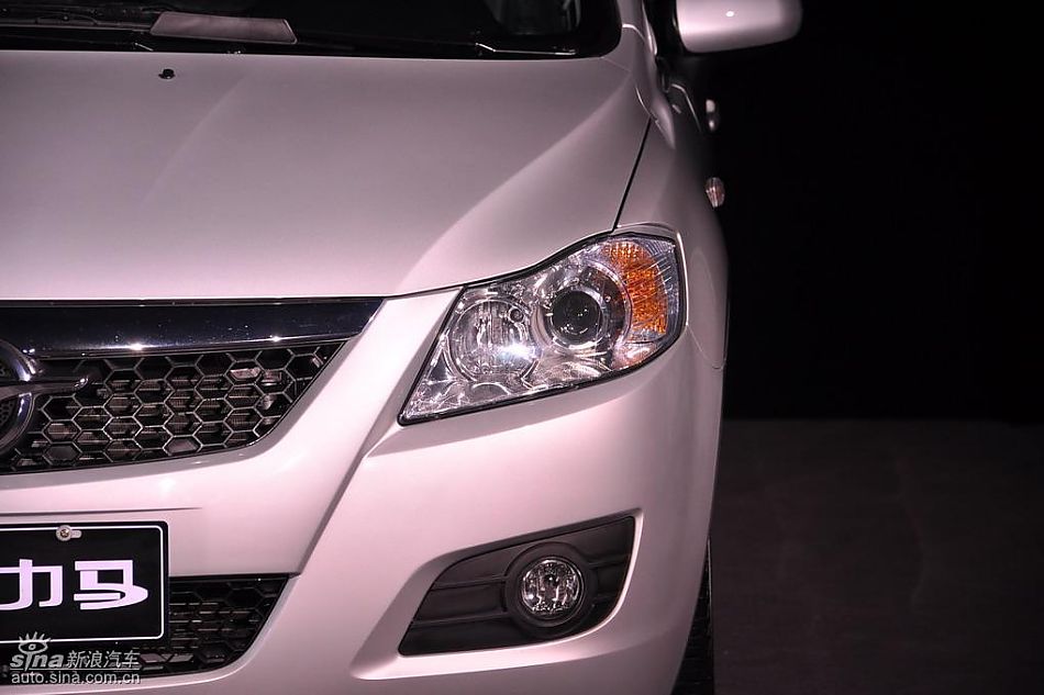 新一代普力马亮相