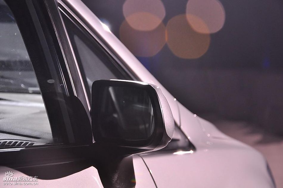 新一代普力马亮相