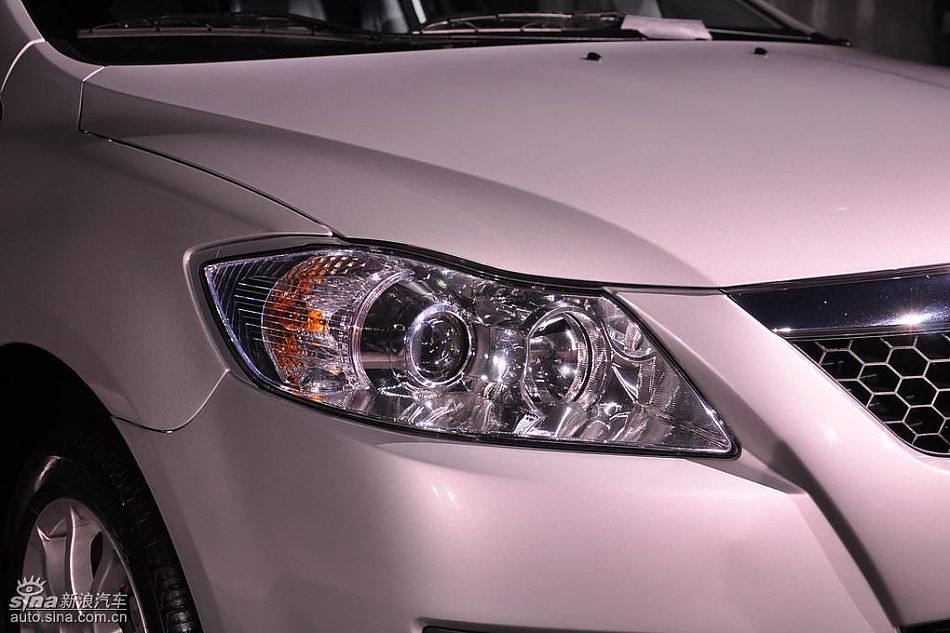 新一代普力马亮相