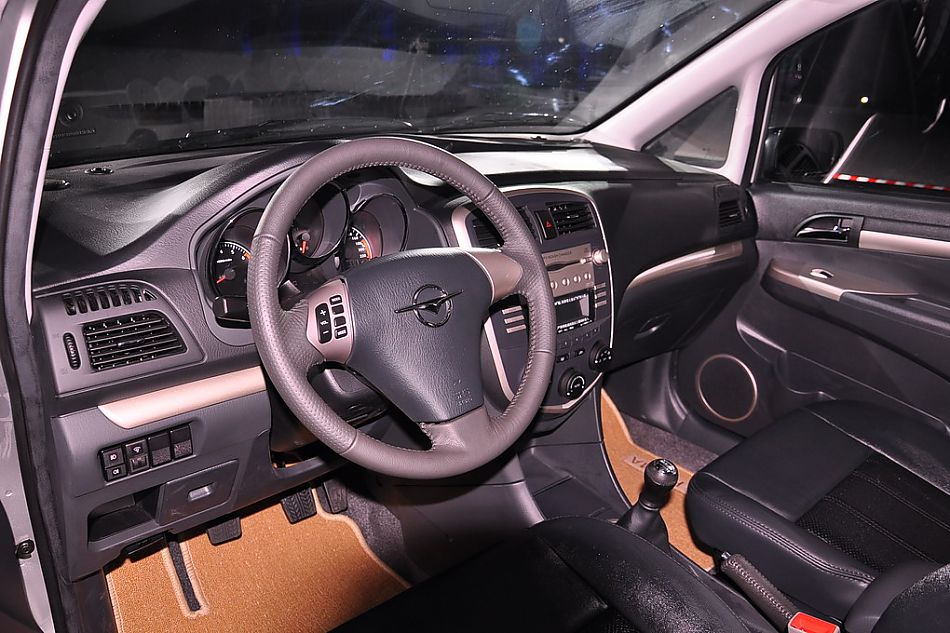 新一代普力马内饰