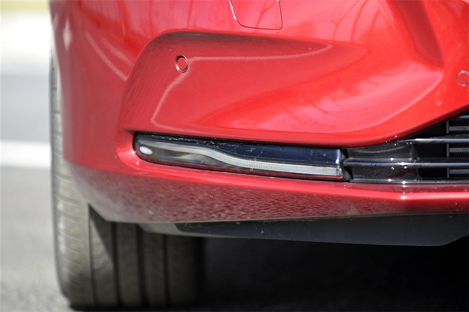 沃尔沃V40 2013款 2.0T AT 智雅版 细节