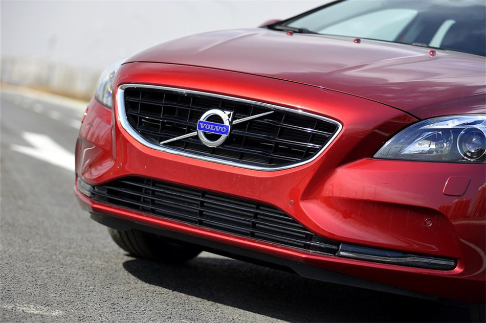 ֶV40 2013 2.0T AT Ű ϸ