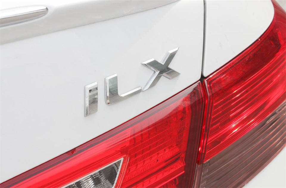 2013款 1.5L AT Hybrid