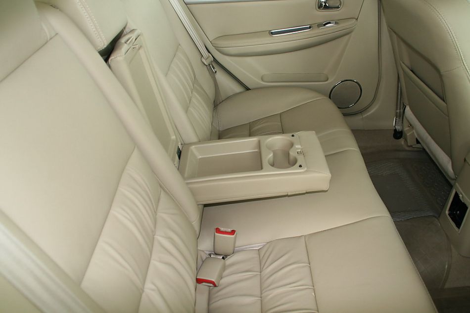 海马汽车福美来2代座椅