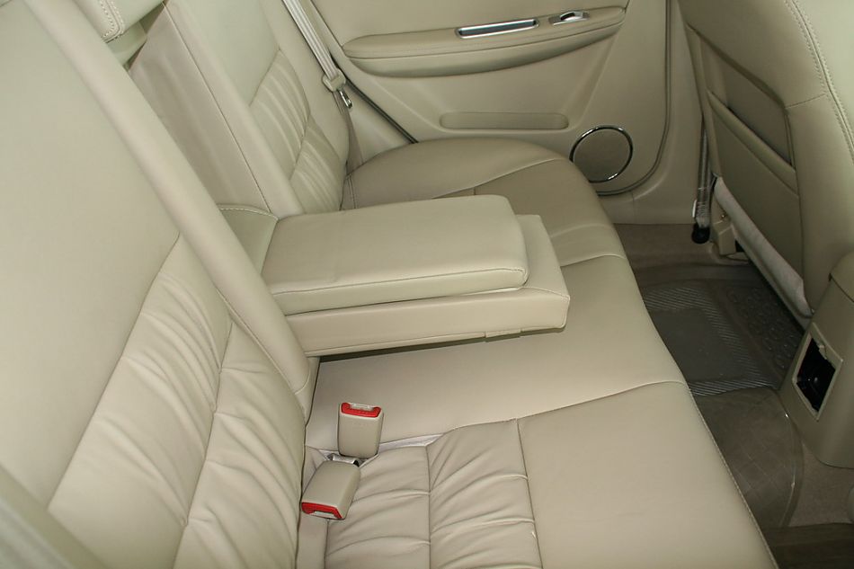 海马汽车福美来2代座椅