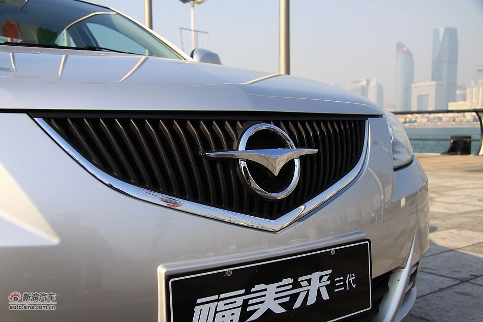 2011款海马福美来三代外观