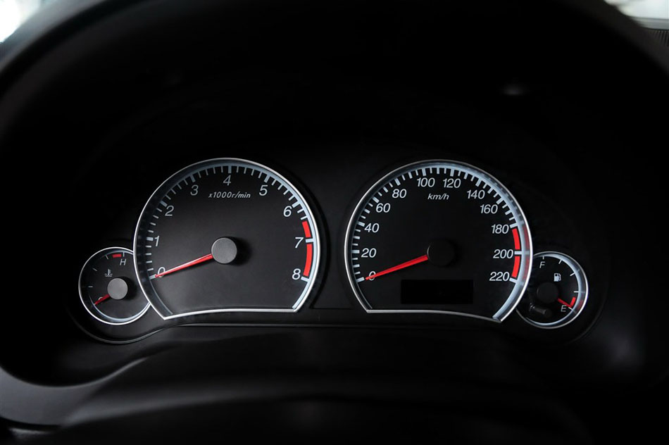 2013款 三厢 1.6L 手动风尚版