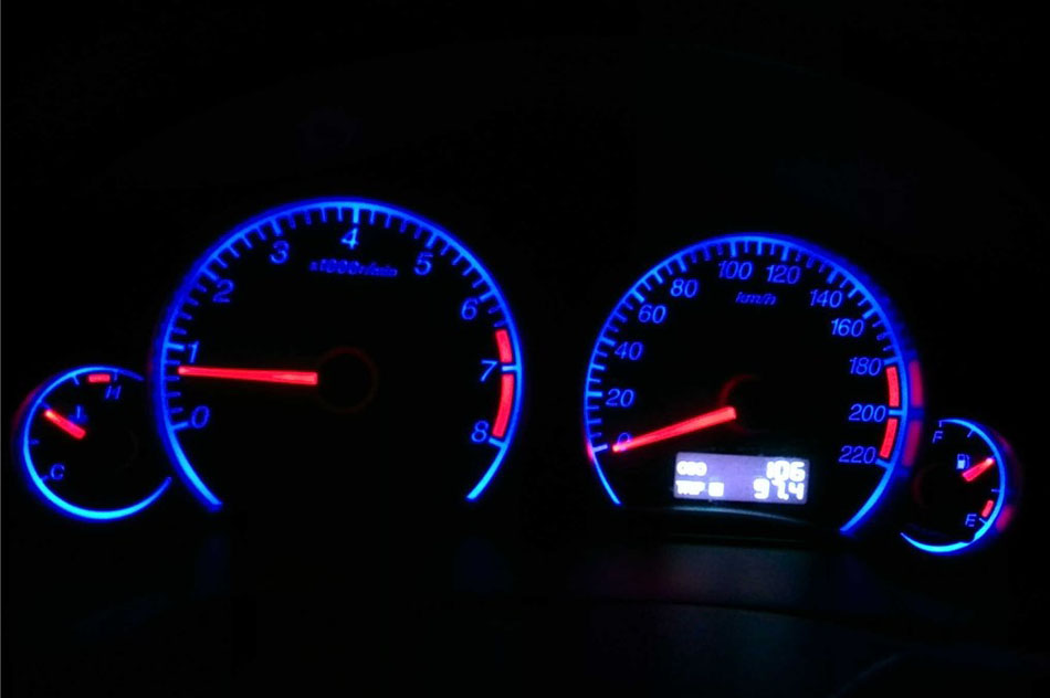 2014款 三厢 1.6L 手动冠军版 内饰