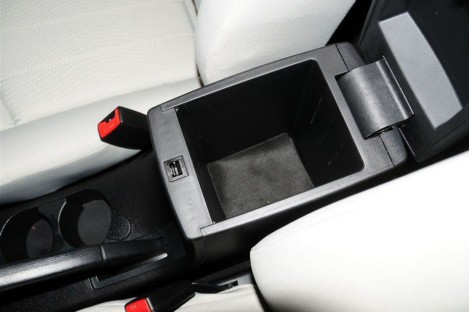 2014  1.6L ֶھ οռ