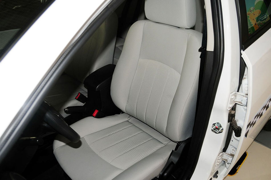 2014  1.6L ֶھ οռ