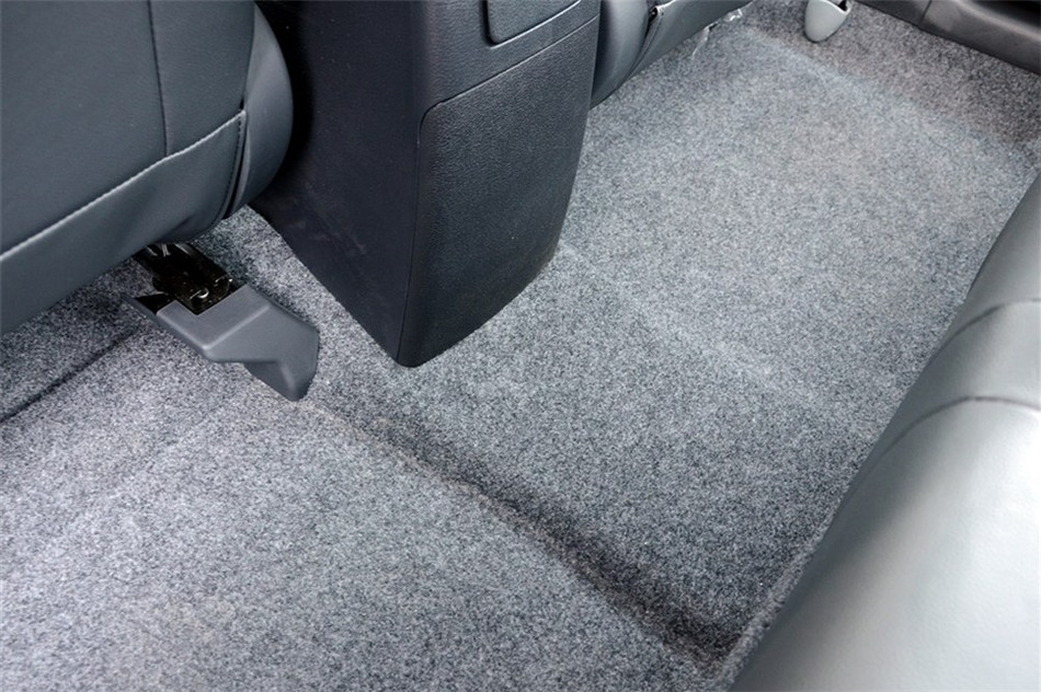 众泰Z300 2013款 1.6L AT 尊贵型 空间