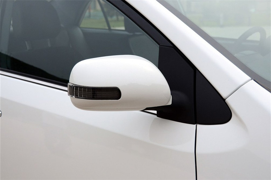 ̩Z300 2013 1.6L AT  ϸ