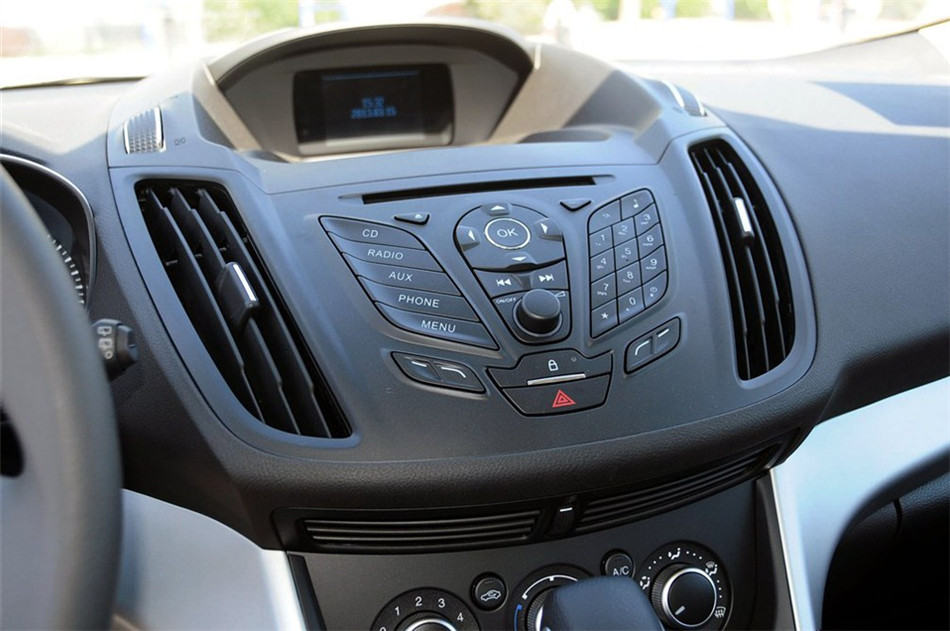 2013款 1.6L GTDi 两驱 AT 舒适型 内饰