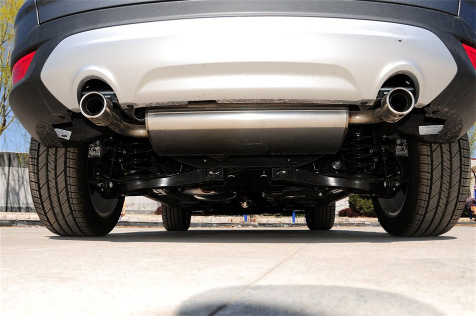 2013款 1.6L GTDi 两驱 AT 舒适型 引擎底盘