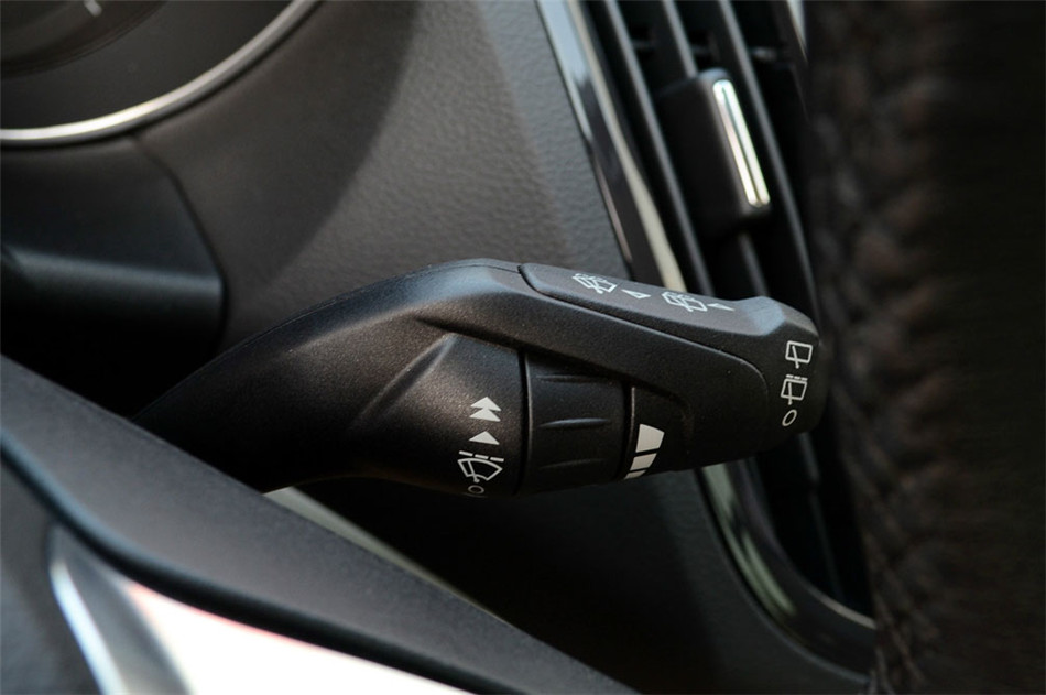 2013款 1.6L GTDi 四驱 AT 精英型 内饰