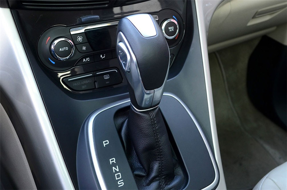 2013款 1.6L GTDi 四驱 AT 精英型 内饰