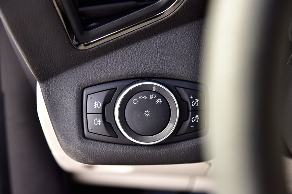 2017款 EcoBoost 245 四驱尊翼型 内饰