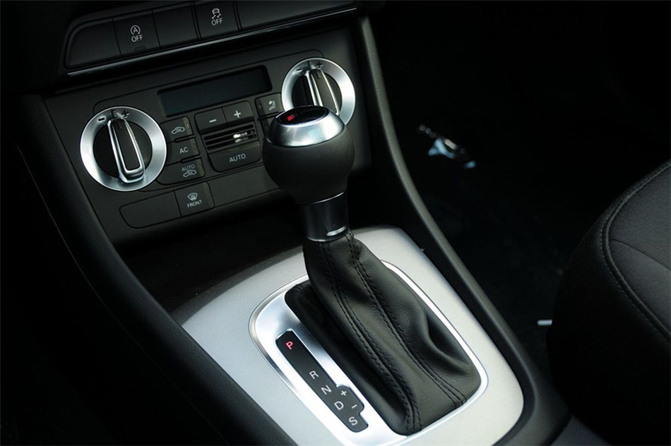 奥迪Q3 2013款 35 TFSI 进取型