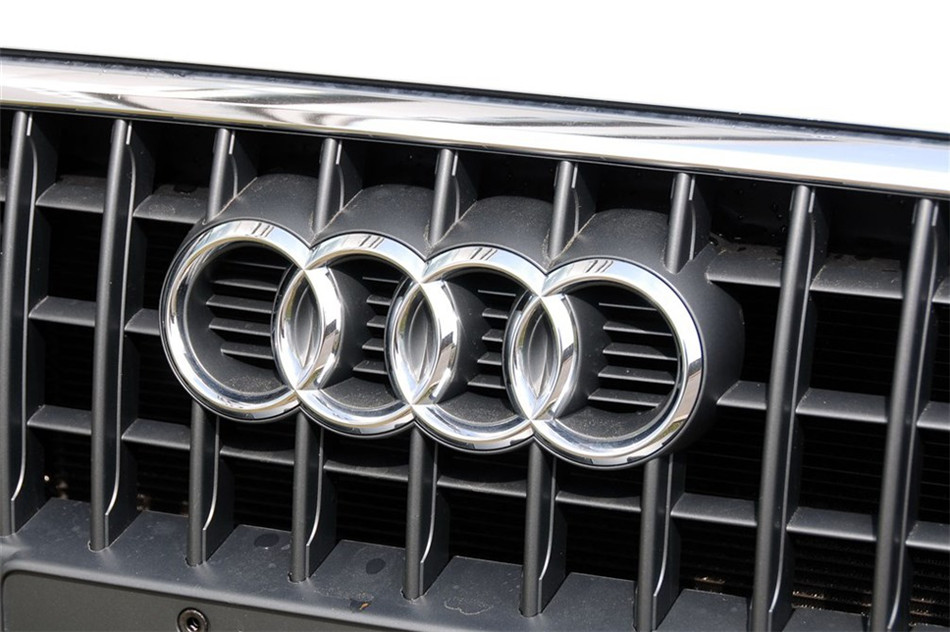 奥迪Q3 2013款 35 TFSI 进取型