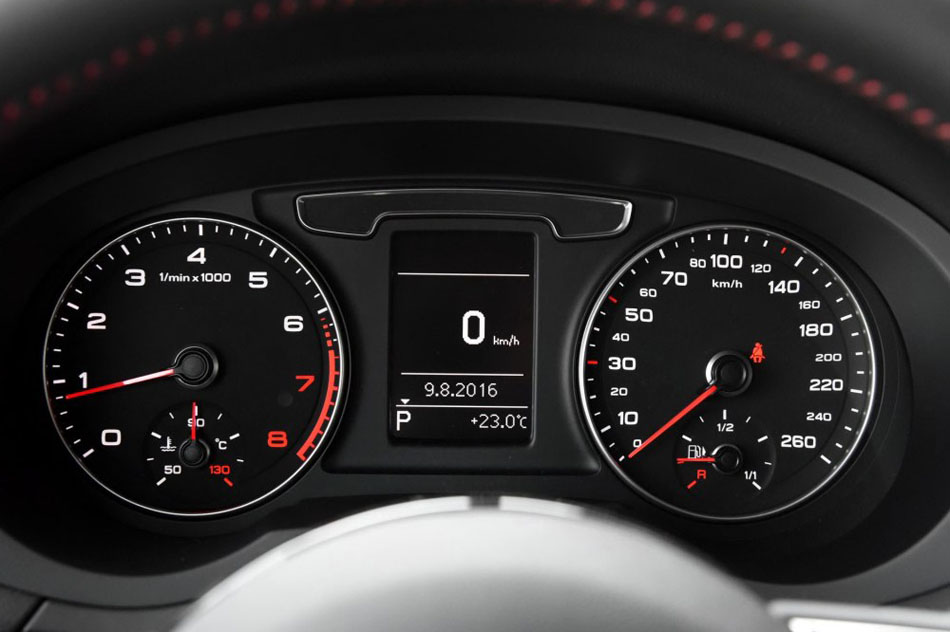 2016款 35 TFSI quattro 全时四驱特别版 内饰