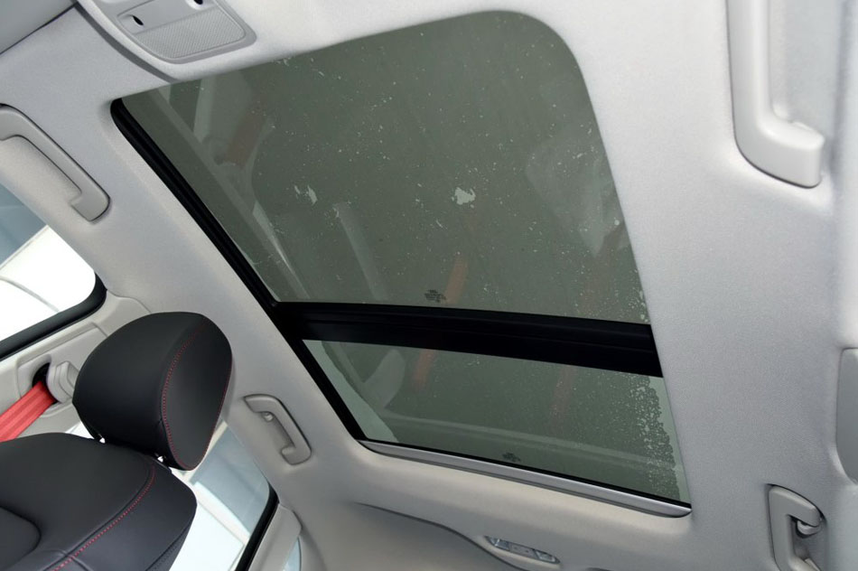 2016 35 TFSI quattro ȫʱر οռ