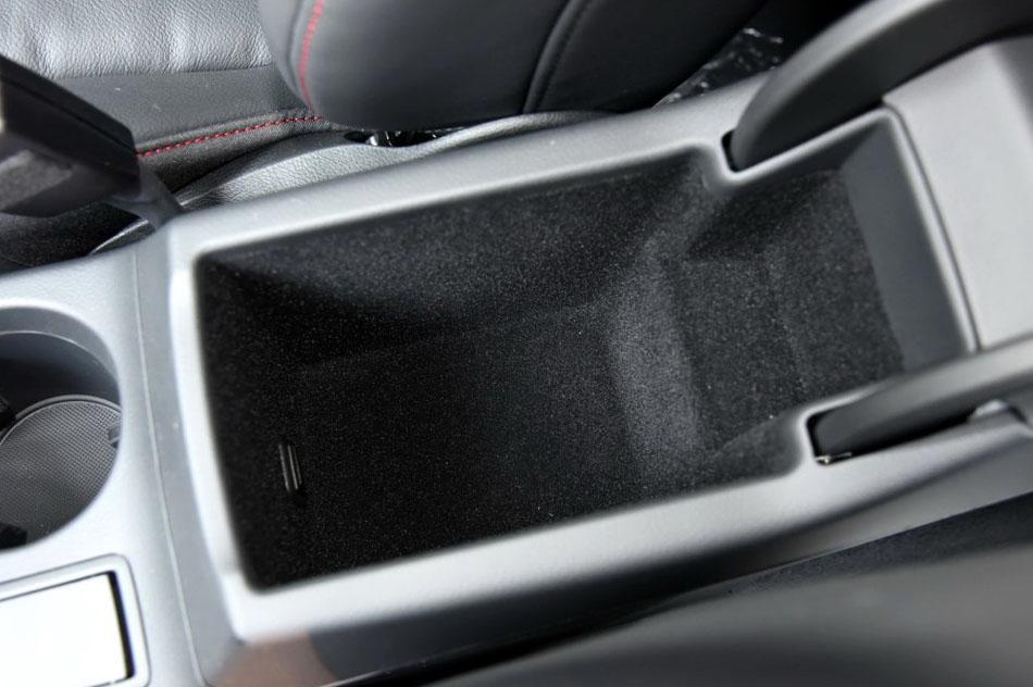 2016 35 TFSI quattro ȫʱر οռ