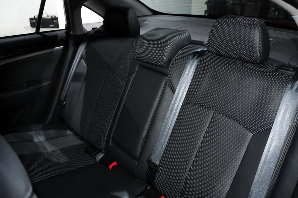 2013款 基本型 空间