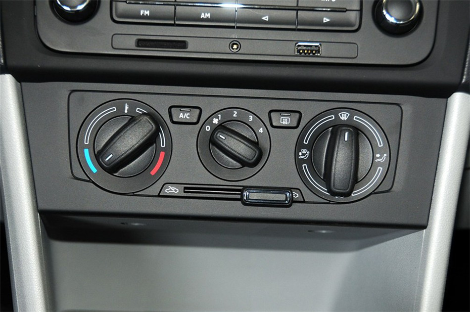 2013款 1.6L MT 智选型 内饰