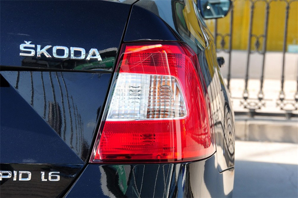 2013款 1.6L MT 智选型 其他