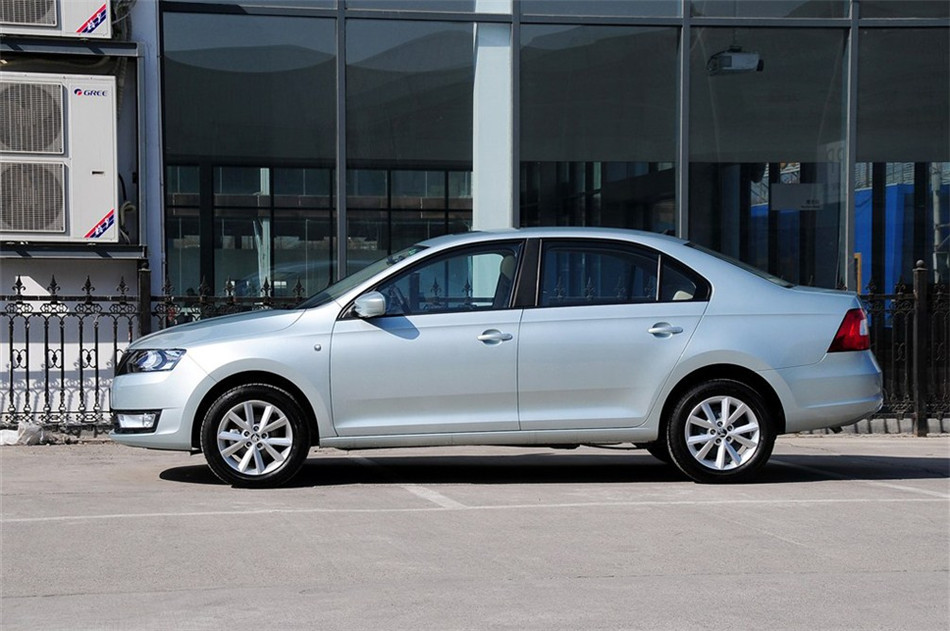 2013款 1.6L AT 优选型 外观