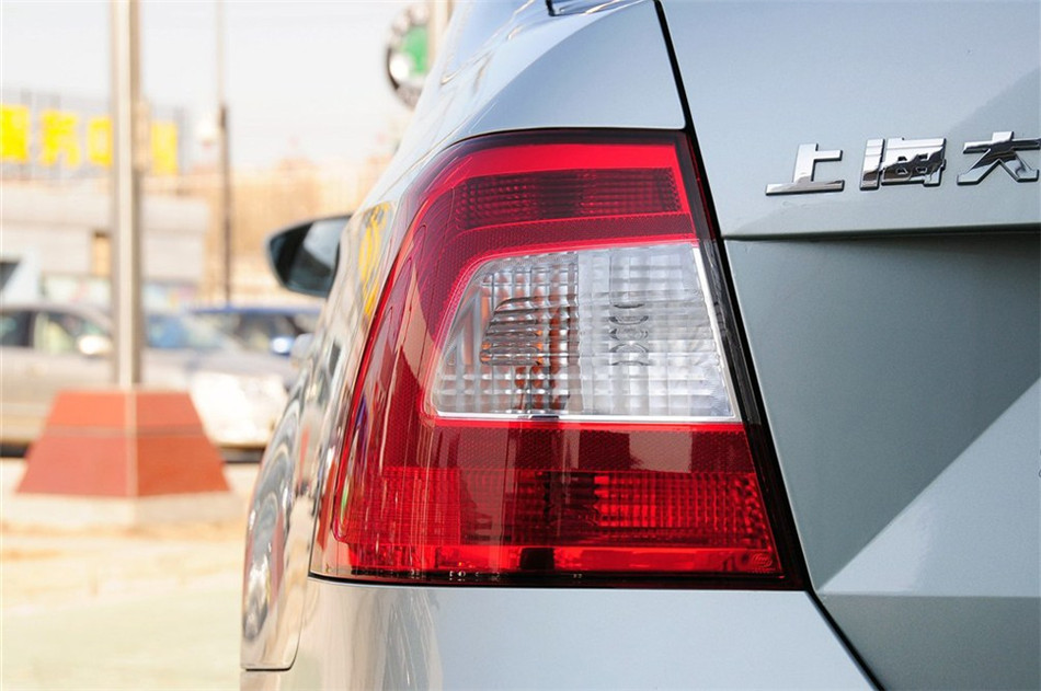 2013款 1.6L AT 优选型 其他