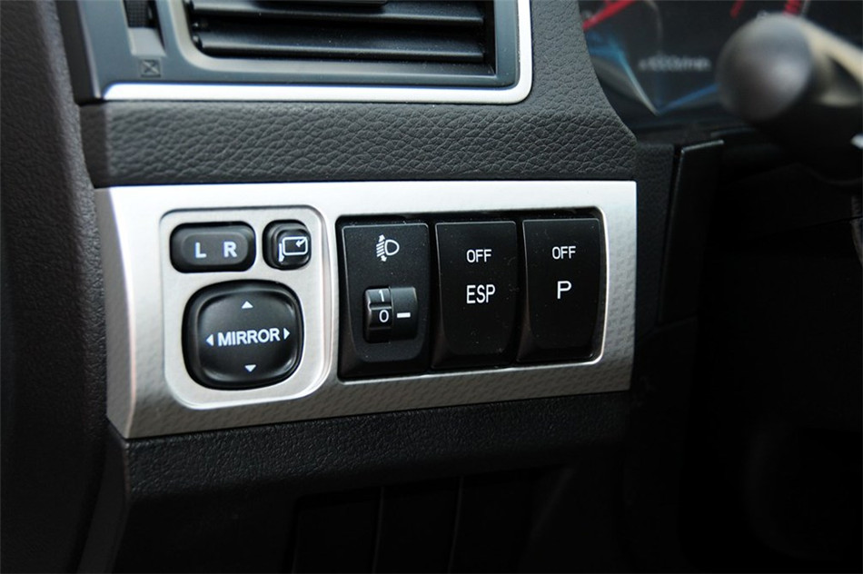 传祺GA5 2013款 2.0L AT 精英版 内饰