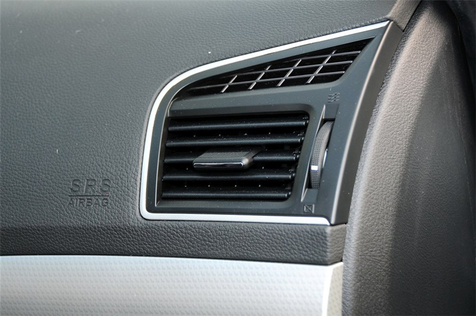 传祺GA5 2013款 2.0L AT 精英版 内饰