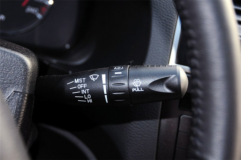 传祺GA5 2013款 2.0L AT 精英版 内饰