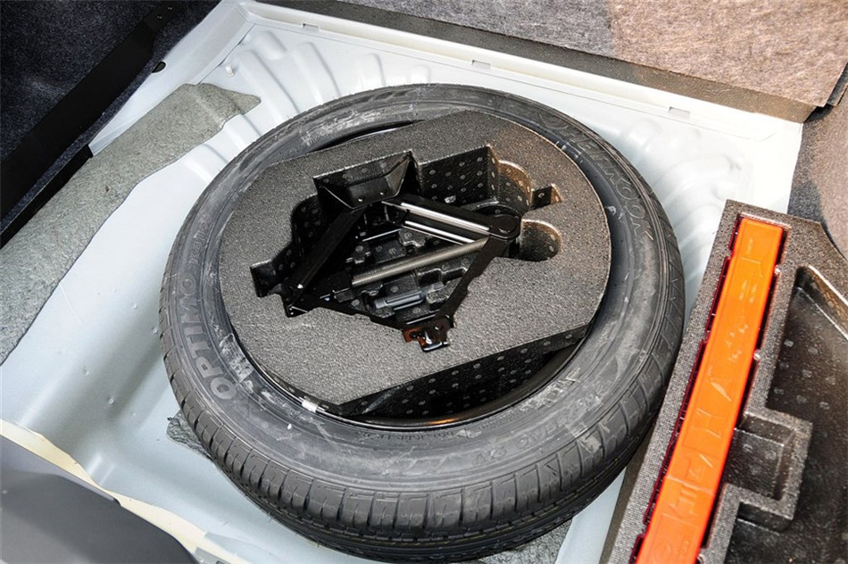 传祺GA5 2013款 2.0L AT 精英版 细节